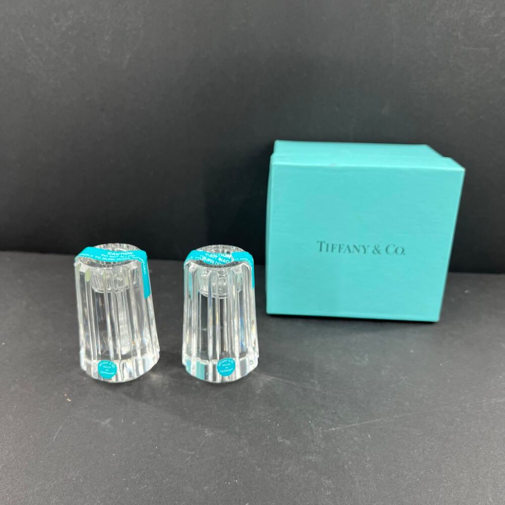 Tiffany & Co. Atlas heavy vertical ribbed crystal candlestick holder. - Picture 1 of 6